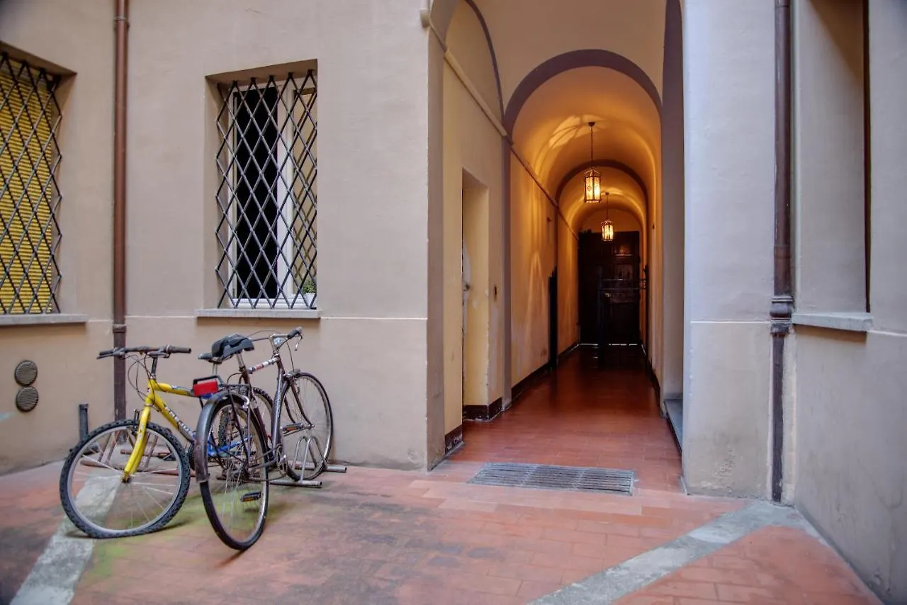 Nel Cuore Di Bologna - Casa Boss Italy